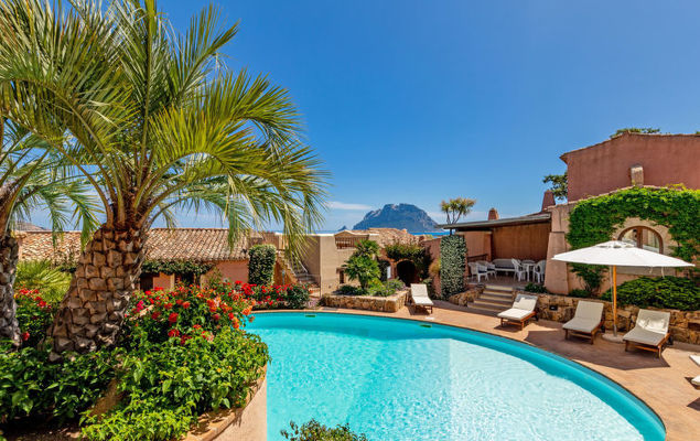 Erica 22 - Vista Village - Photo 3