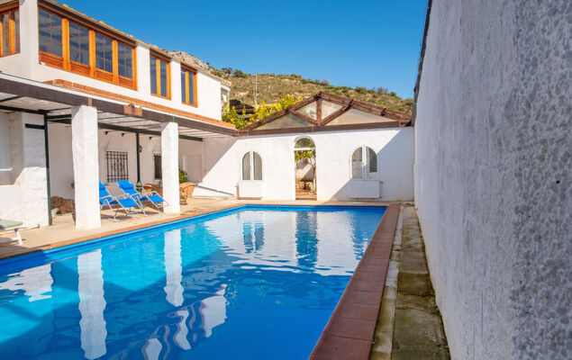 Nina Celi - Photo 23